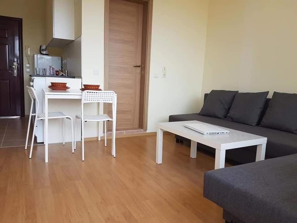 Holiday Fort Golf Club - Premium Apartments Sunny Beach Eksteriør billede
