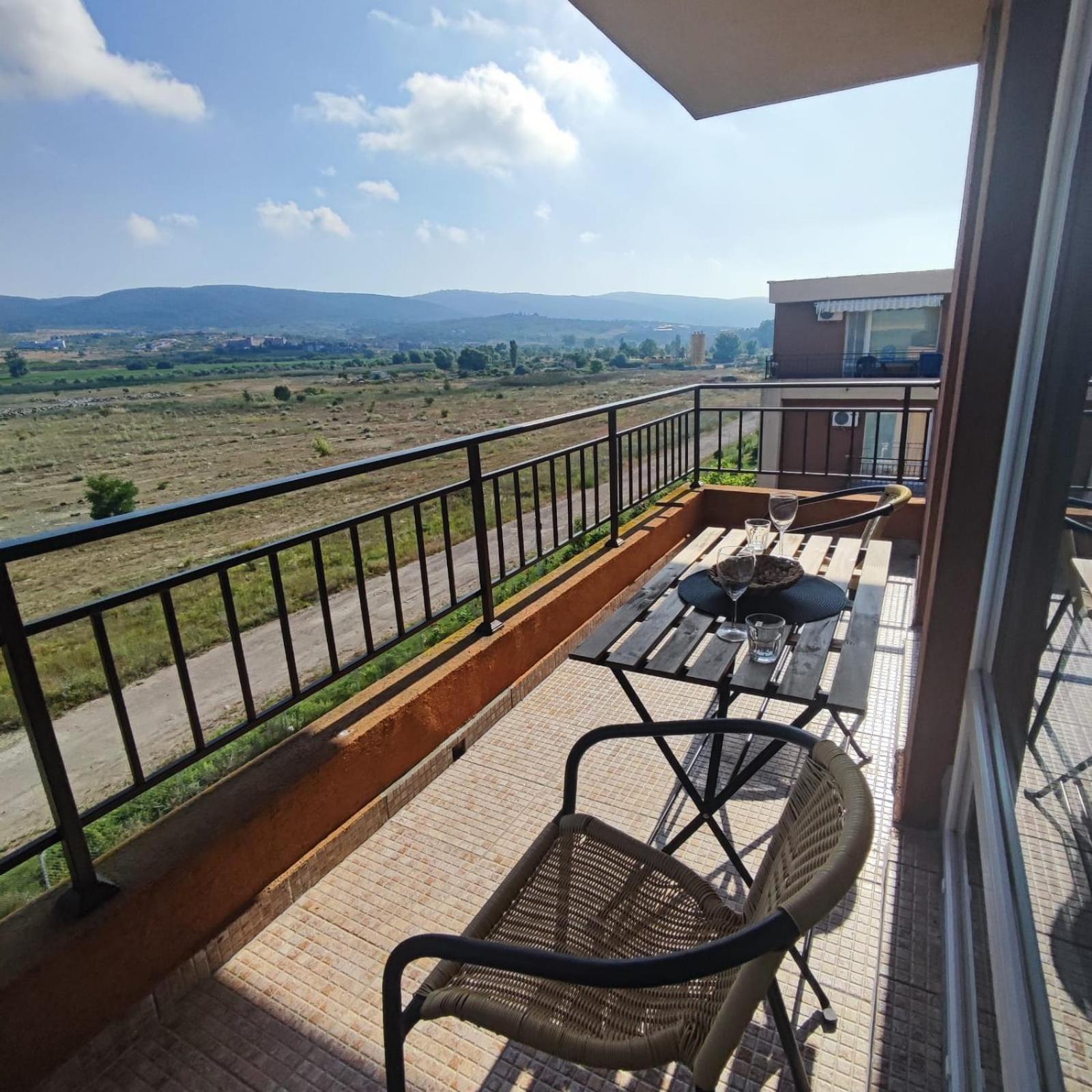 Holiday Fort Golf Club - Premium Apartments Sunny Beach Eksteriør billede