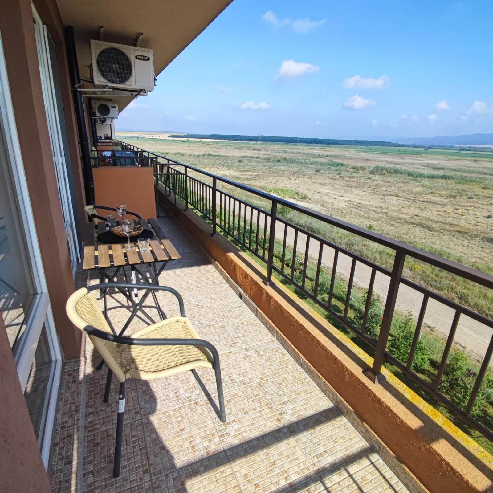 Holiday Fort Golf Club - Premium Apartments Sunny Beach Eksteriør billede
